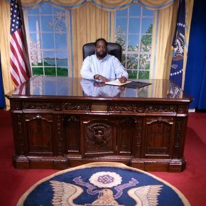 Meet your Posher, Bernard